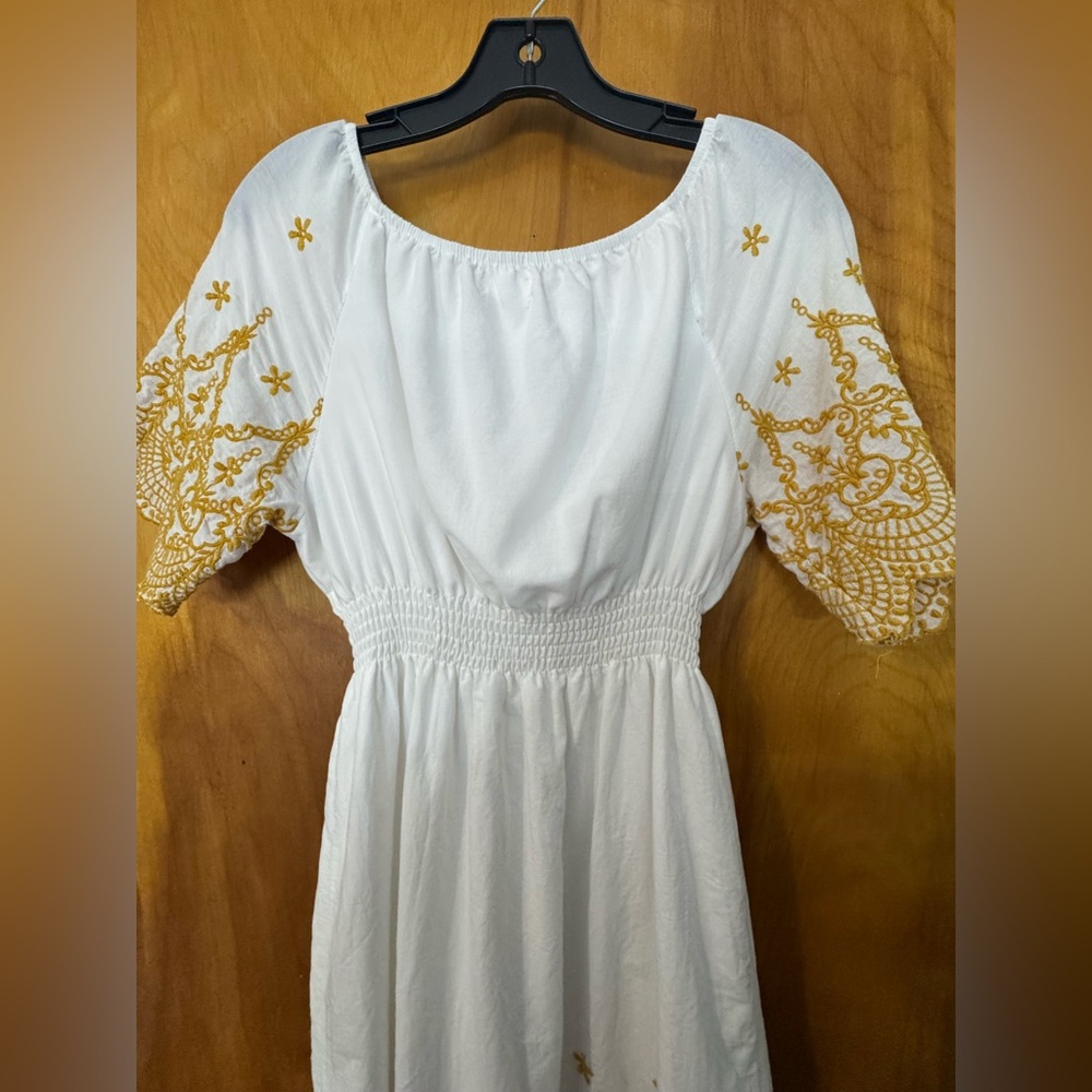 Anthropologie White Dress with Gold Embroidery - Picture 8 of 12